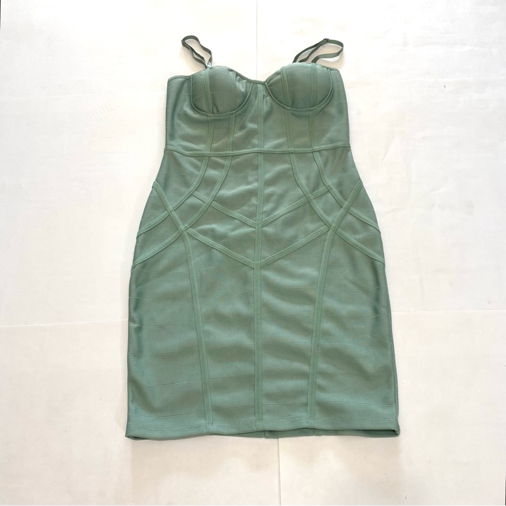 Haute Monde Elegant Green Dress